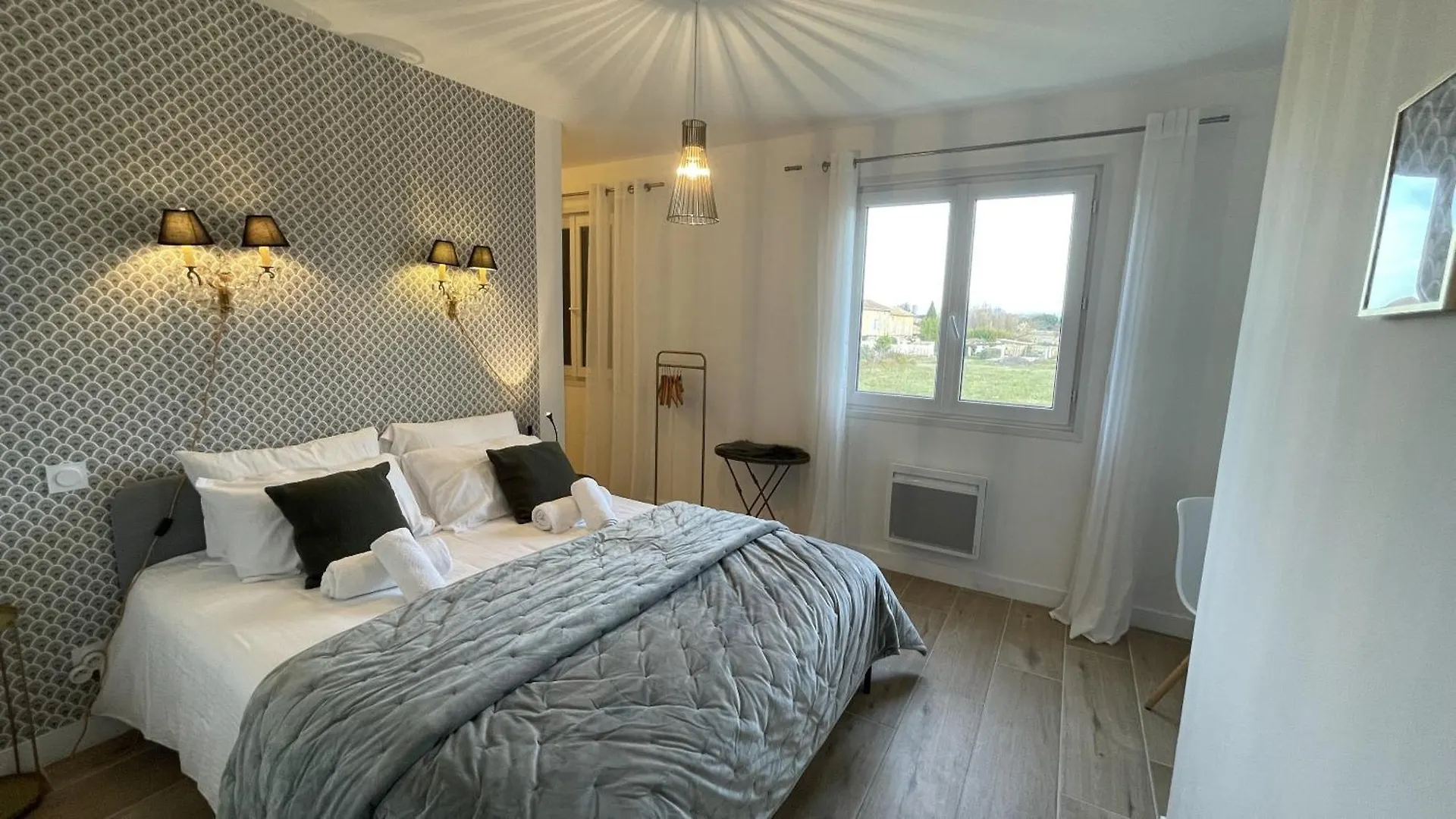 Le Clos Du Moulin 2 - Home 3 Bedroom, Garden, Near Avignon, In Provence (Adults Only) Entraigues-sur-la-Sorgue 0*,  France